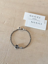Carica l'immagine nel visualizzatore di Gallery, Gucci Bracciale GG Chiave Marmont
