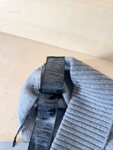 Carica l'immagine nel visualizzatore di Gallery, Balenciaga Cappellino Logo All Over Grigio Cashmere
