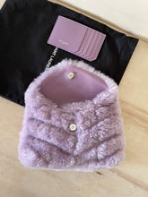 Carica l&#39;immagine nel visualizzatore di Gallery, Saint Laurent Puffer Pouch
